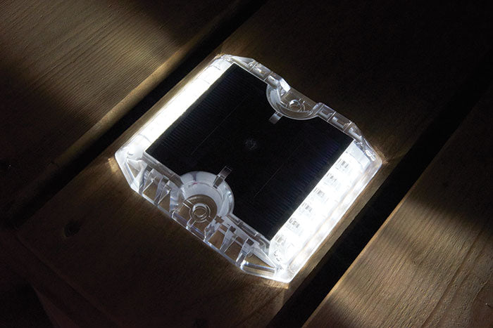 Dockedge, solar light for dock and deck, transparent polycarbonate (DE96287F)